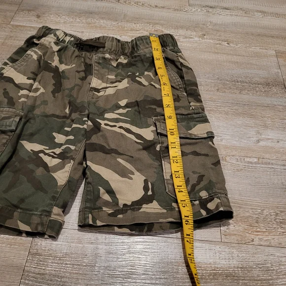 Old Navy Camo Cargo Shorts Big Boys Size Large 10-12 - Picture 6 of 6